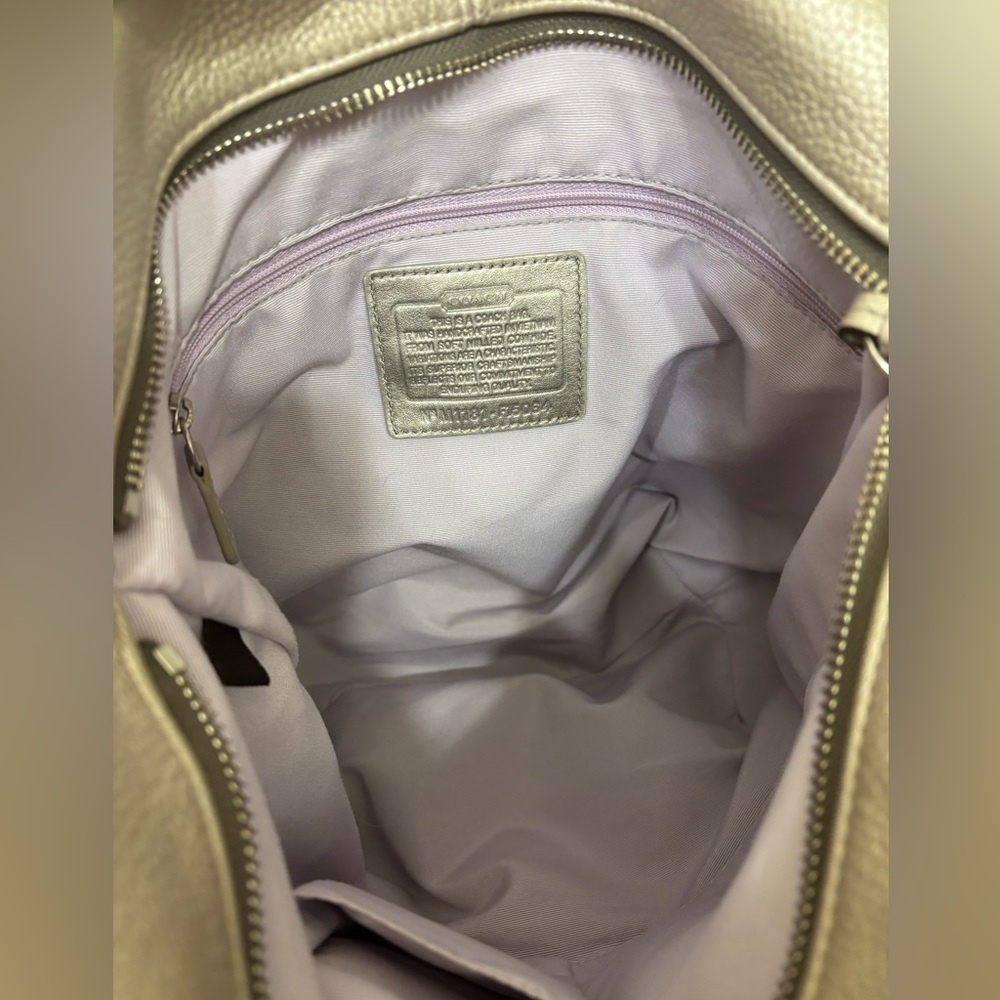 Coach silver metallic pebbled leather 2-way duffle - Picture 9 of 11